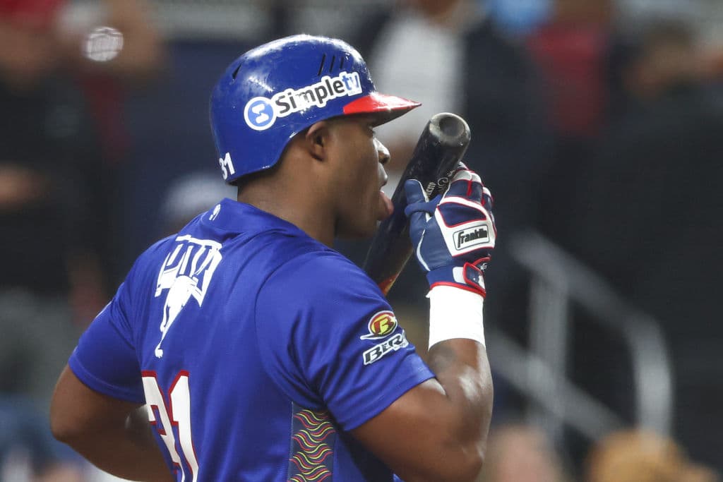 Yasiel Puig Launches Moonshot As Venezuela Beats Dominican Republic 3-1
