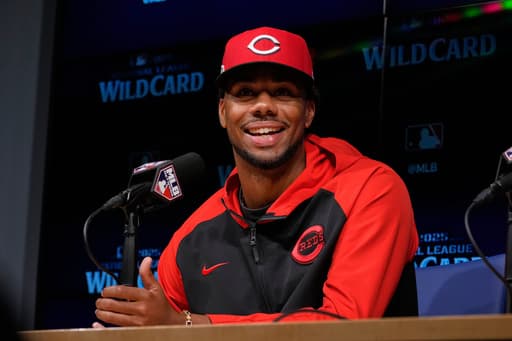Reds crash into postseason, set to face Dodgers in NL Wild Card Series