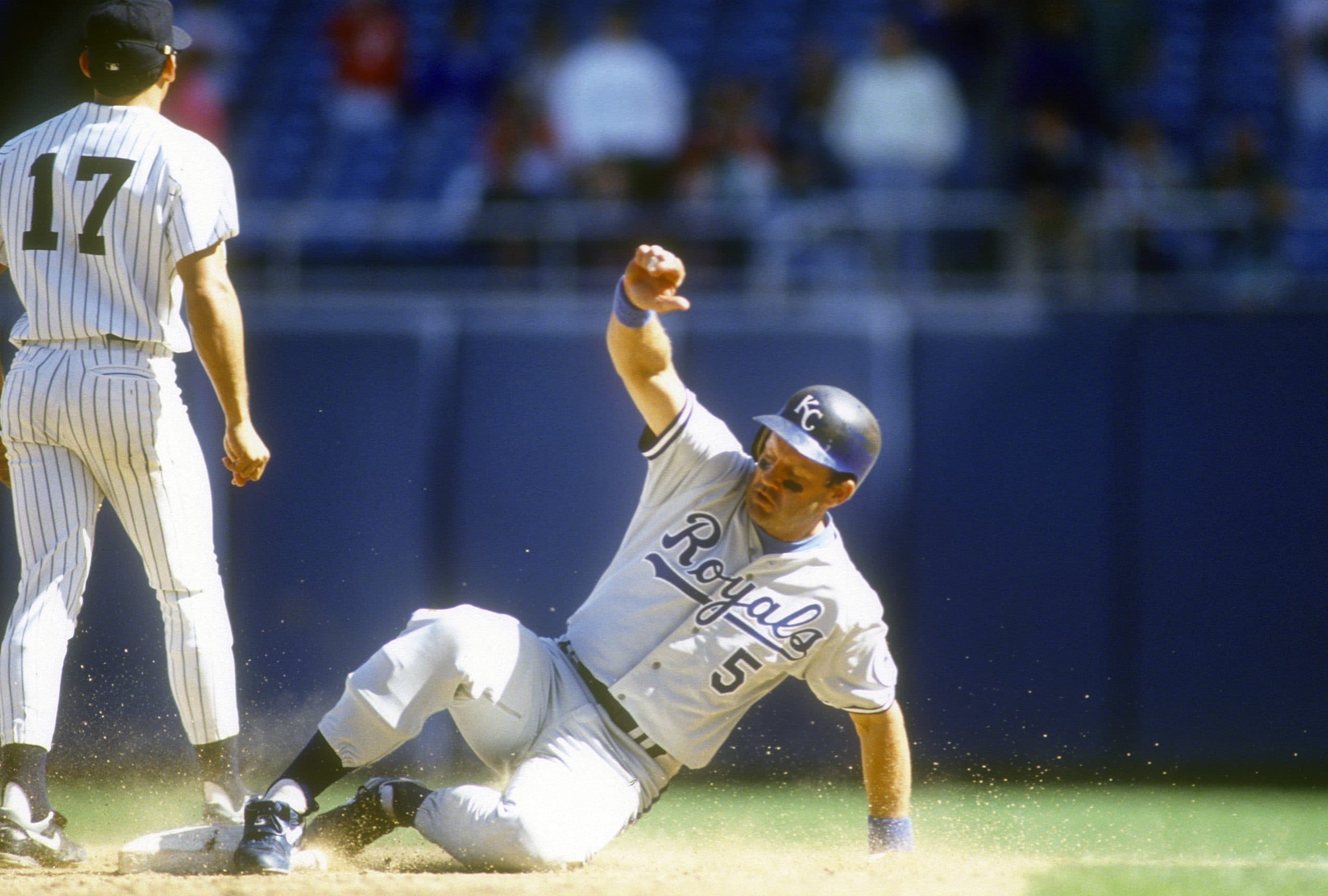This Date in Baseball – George Brett Becomes 3rd Player With 3,000 hits, 300 homers and 200 steals