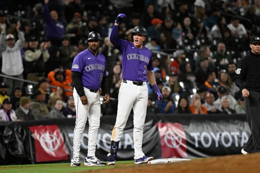 Rockies score 8 runs in the fifth inning and beat the Astros 9-7