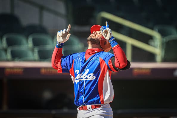 Reports: Cuba Catcher Prieto Leaves Team In Miami, Doesn’t Fly Back to Havana