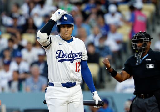Wells, Grisham return but Yankees lose again, drop into first-place tie with Blue Jays