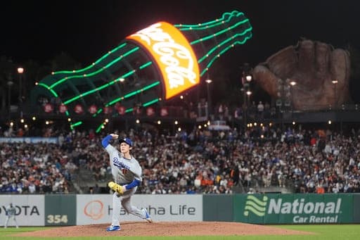Los Angeles Dodgers pitcher Roki Sasaki throws against the San Francisco Giants during the eighth inning of a baseball game, Friday, Sept. 25, 2026, in San Francisco. (AP Photo/Jeff Chiu) (AP Photo/Jeff Chiu)
