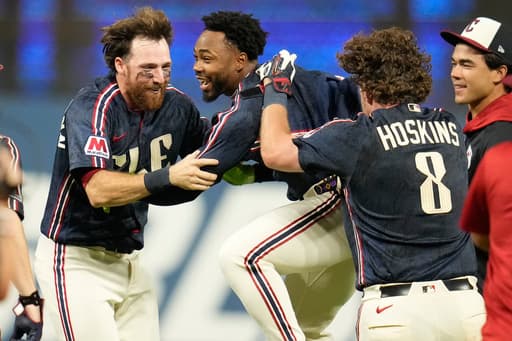 Khalil Watson’s single in the 10th inning gives the Guardians a 4-3 win over the White Sox