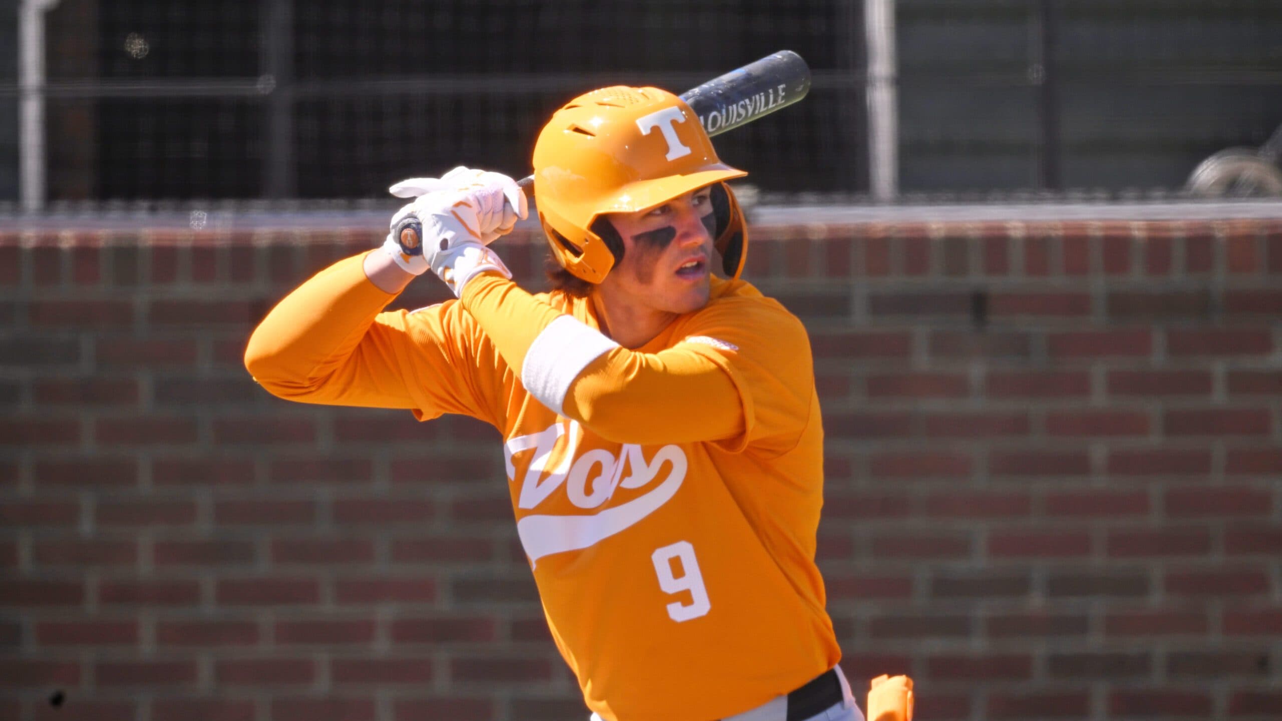 Tennessee Shuts Out West Georgia 13-0, Hit Five Home Runs as a Team