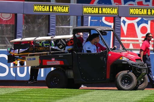 Yankees’ Jasson Domínguez leaves game after crashing into left-field wall catching leadoff drive