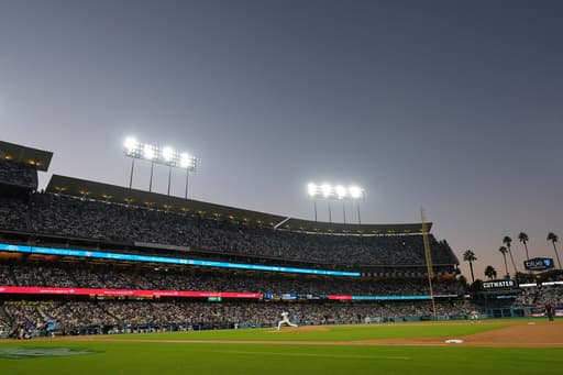 Dodgers’ dramatic Game 7 win over Blue Jays averages nearly 26 million U.S. viewers in early ratings