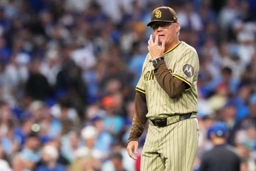 Padres manager Mike Shildt announces retirement after just 2 seasons in charge