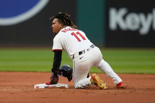 Cleveland’s José Ramírez becomes first third baseman with 250 career homers and steals