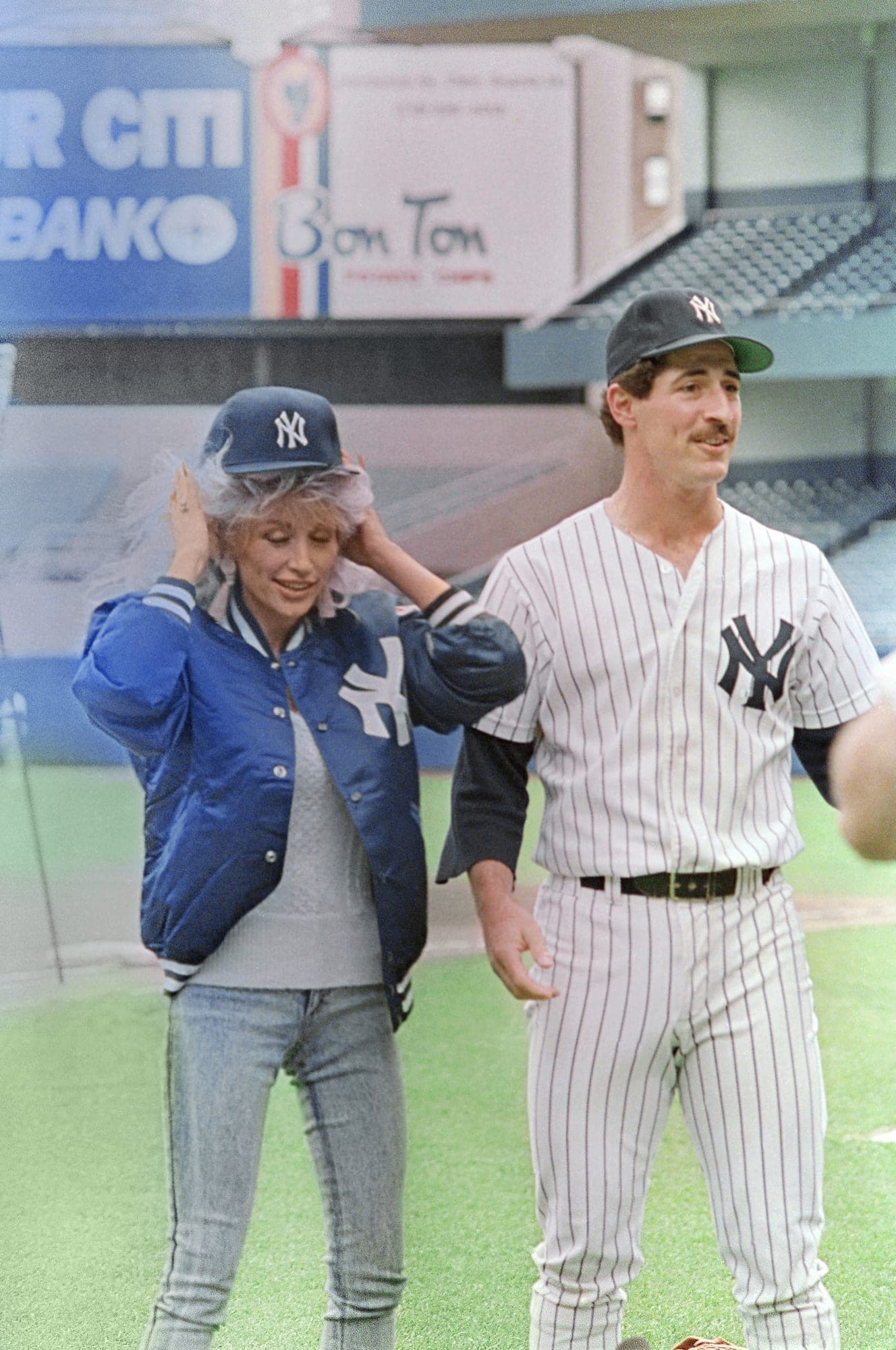 Dolly Parton and the Yankees