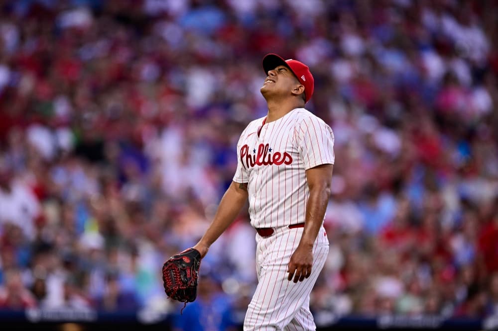 X-rays negative on Phillies left-hander Ranger Suárez after he was hit by a line drive