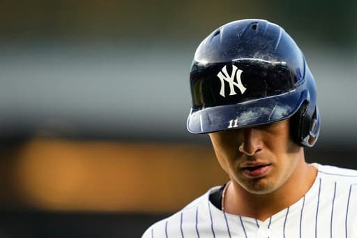 Yankees SS Anthony Volpe makes 12th error in loss at Toronto, tying him for most in AL