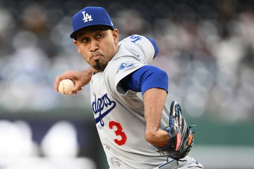 Dodgers closer Edwin Díaz throws live BP, stays on track for return after All-Star break