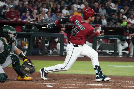 Nolan Arenado reaches 2,000 hits, joins elite club of players who also have 350 HRs, 10 Gold Gloves