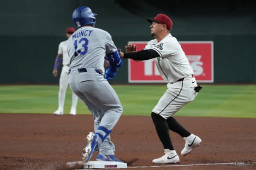 Ketel Marte hits solo homer in 9th, Diamondbacks rally after scary collision to beat Dodgers 3-2