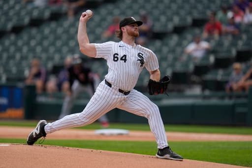 White Sox place All-Star rookie right-hander Shane Smith on IL with sprained ankle
