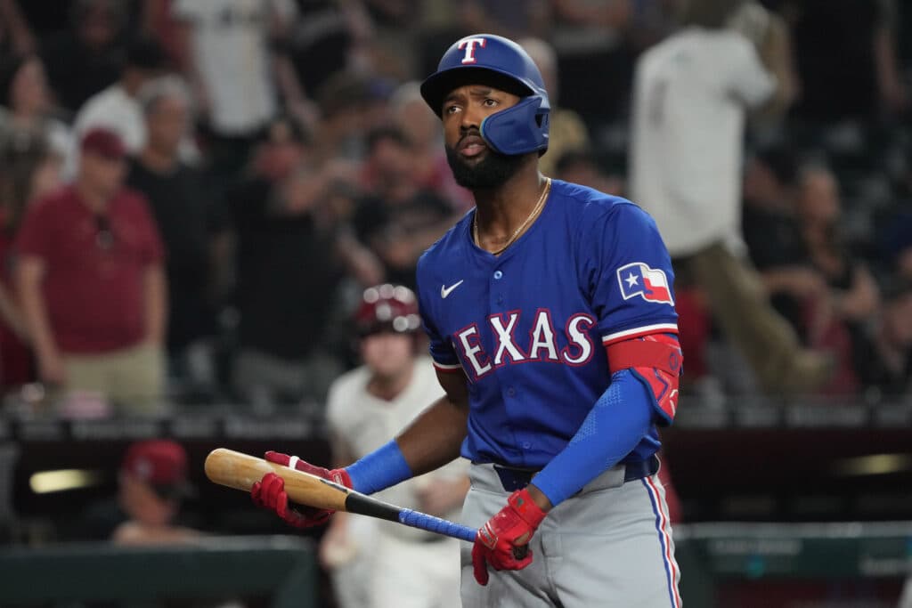 Former MLB Player Sandro Fabian Signing With Hiroshima Toyo Carp