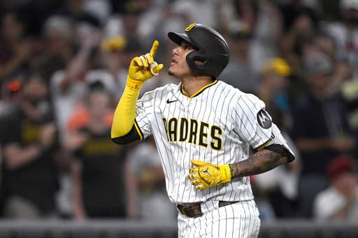 Fernando Tatis Jr. and Manny Machado hit leadoff homers in Padres’ 4-3 win over Diamondbacks