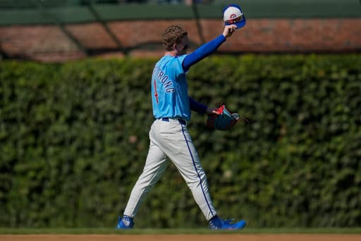 Pete Crow-Armstrong becomes 1st Cub with 30 homers, 30 doubles and 30 stolen bases in a season