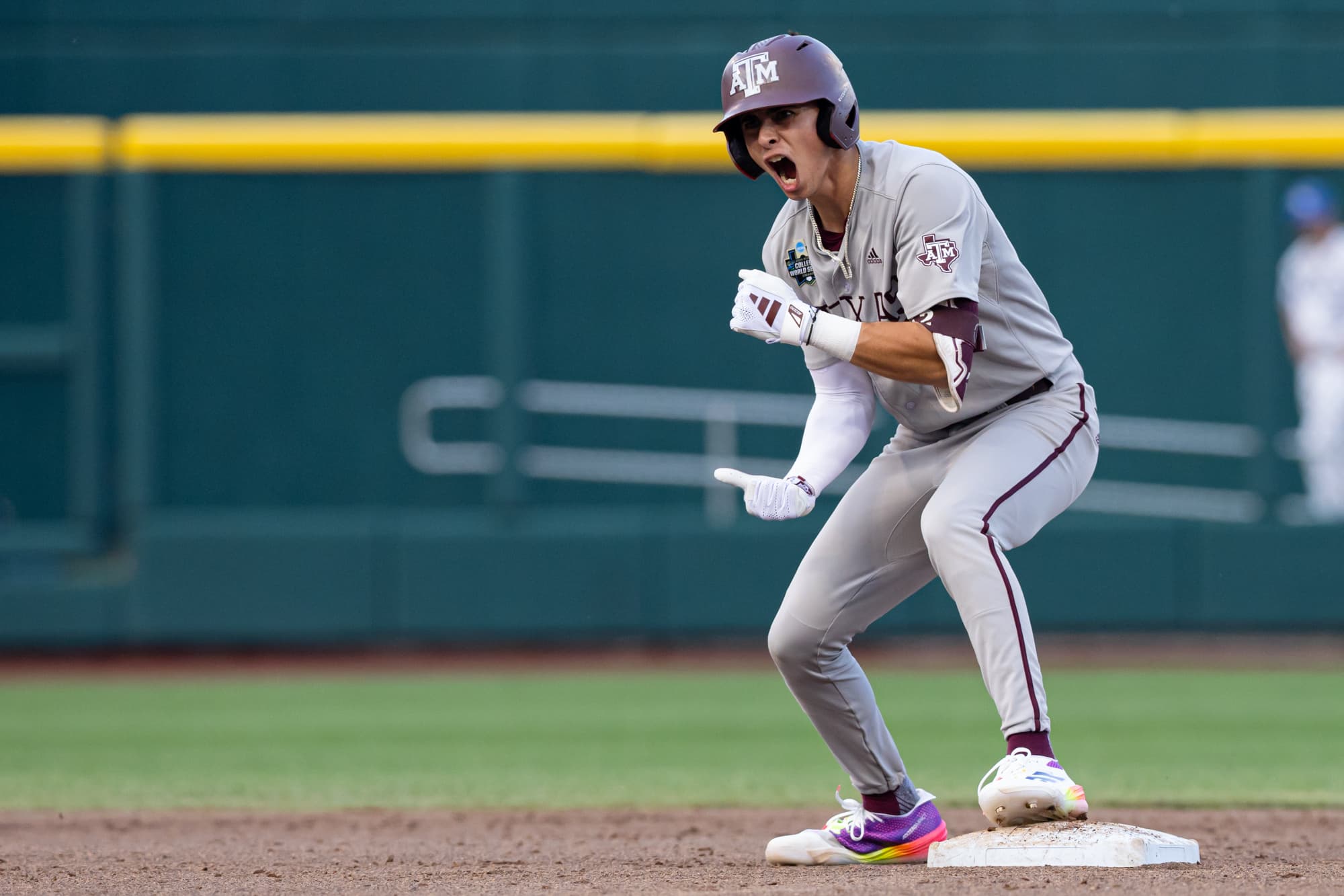Texas A&M Carries No-Hit Bid Into Seventh Inning vs Kentucky