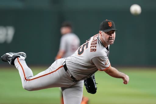 Justin Verlander returns to the Detroit Tigers on a $13 million, one-year contract