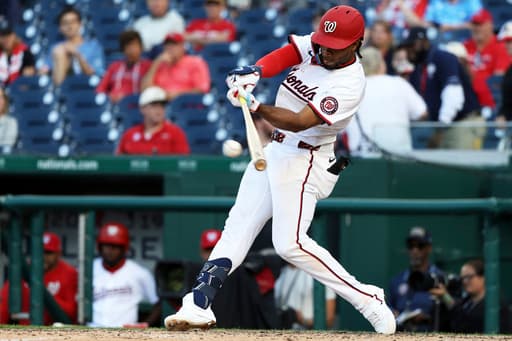 José Tena’s go-ahead double gives the Nationals a wild 10-9 win over the Guardians