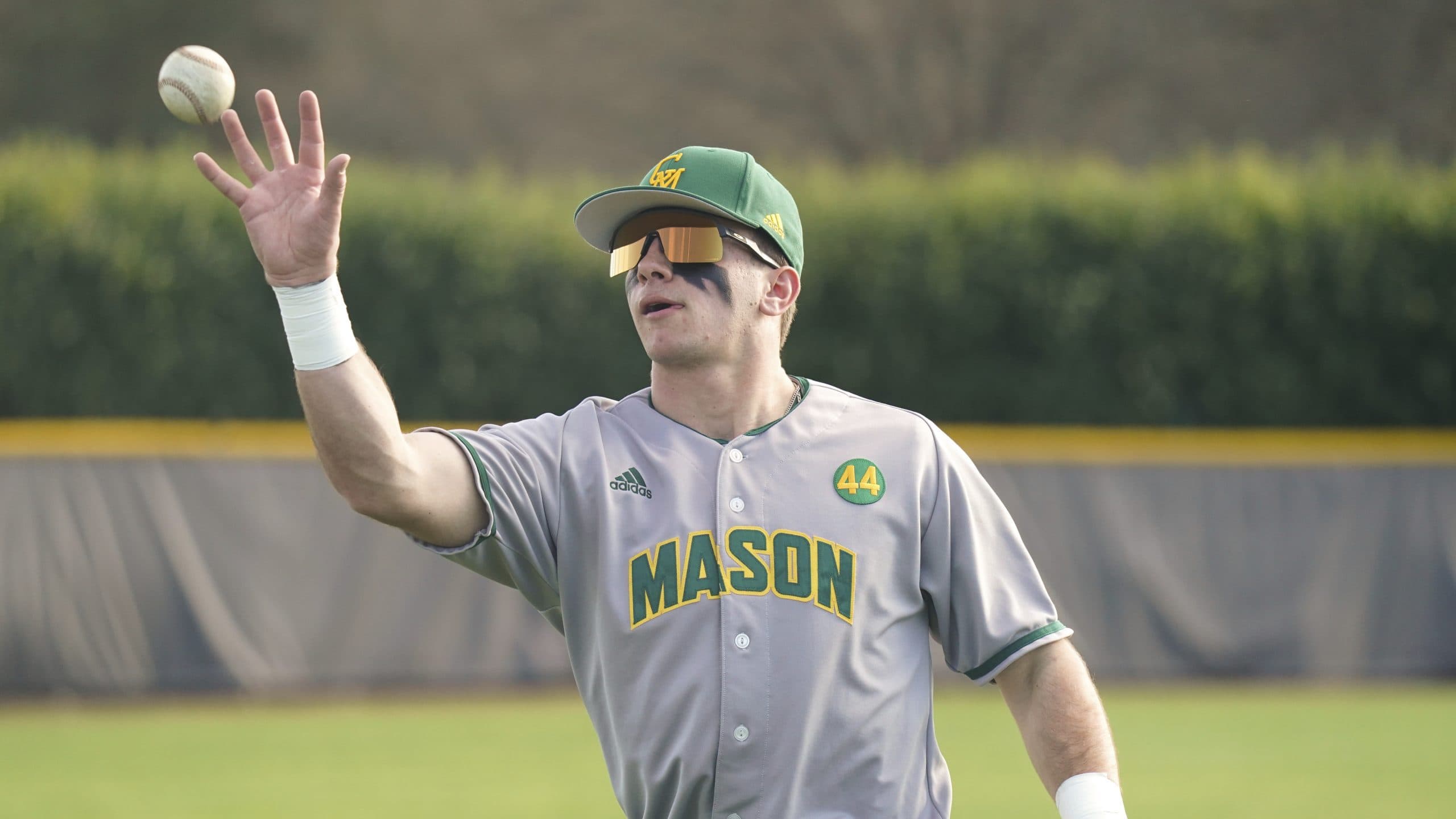 George Mason Sets NCAA Record for Most Runs in an Inning