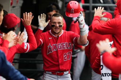 Antonacci, Montgomery lead White Sox to 3-2, 10-inning win for sweep that extends Angels’ skid to 6