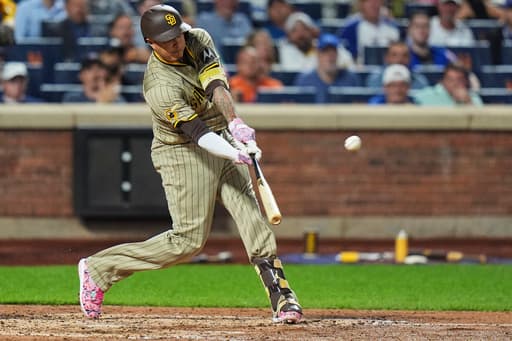 Machado’s tiebreaking grand slam sends Padres to 7-4 win over Mets
