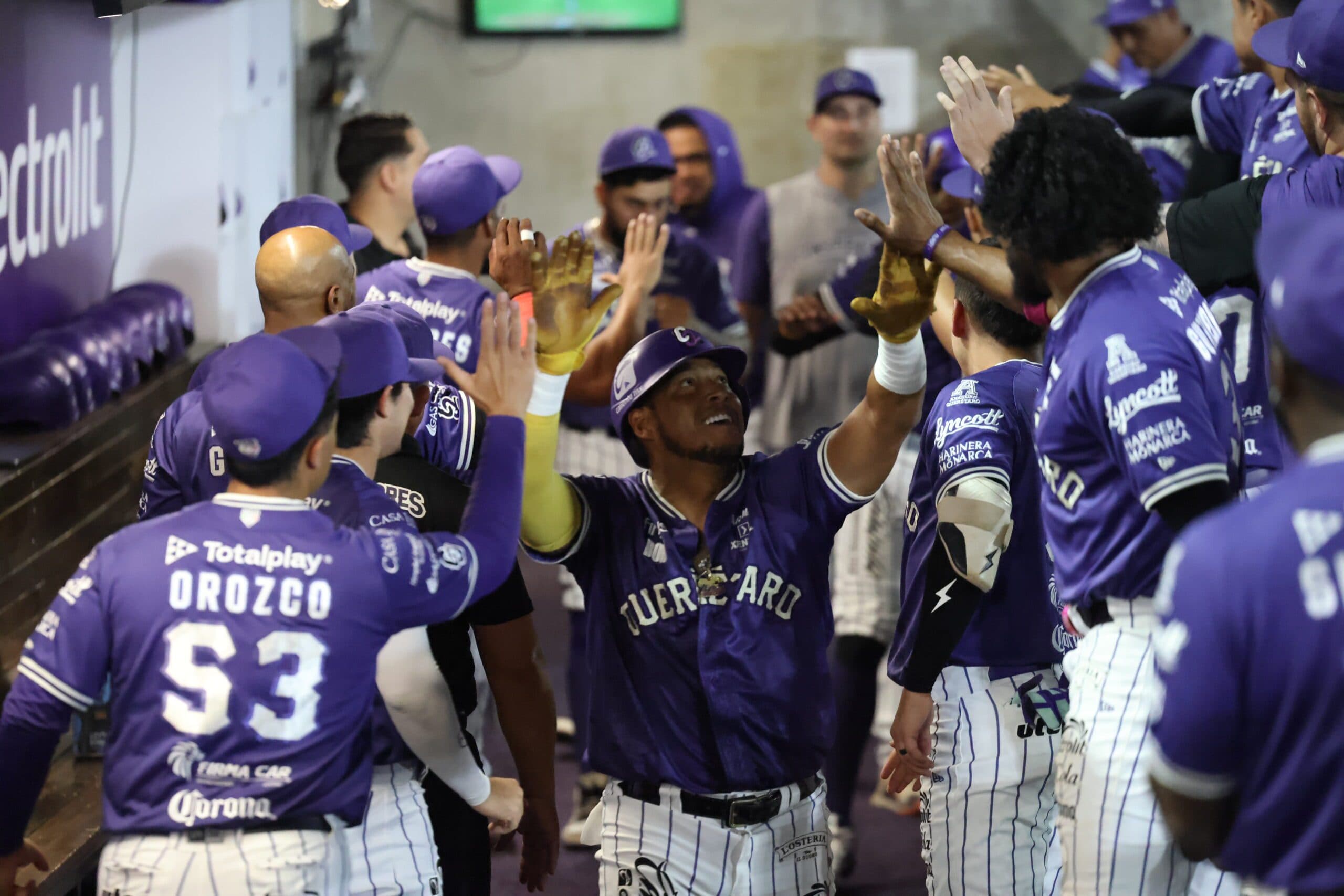 Liga Mexicana de Beisbol: Conspiradores de Querertaro Win Shootout With Leon; Toros Open Up Lead In Zona Norte