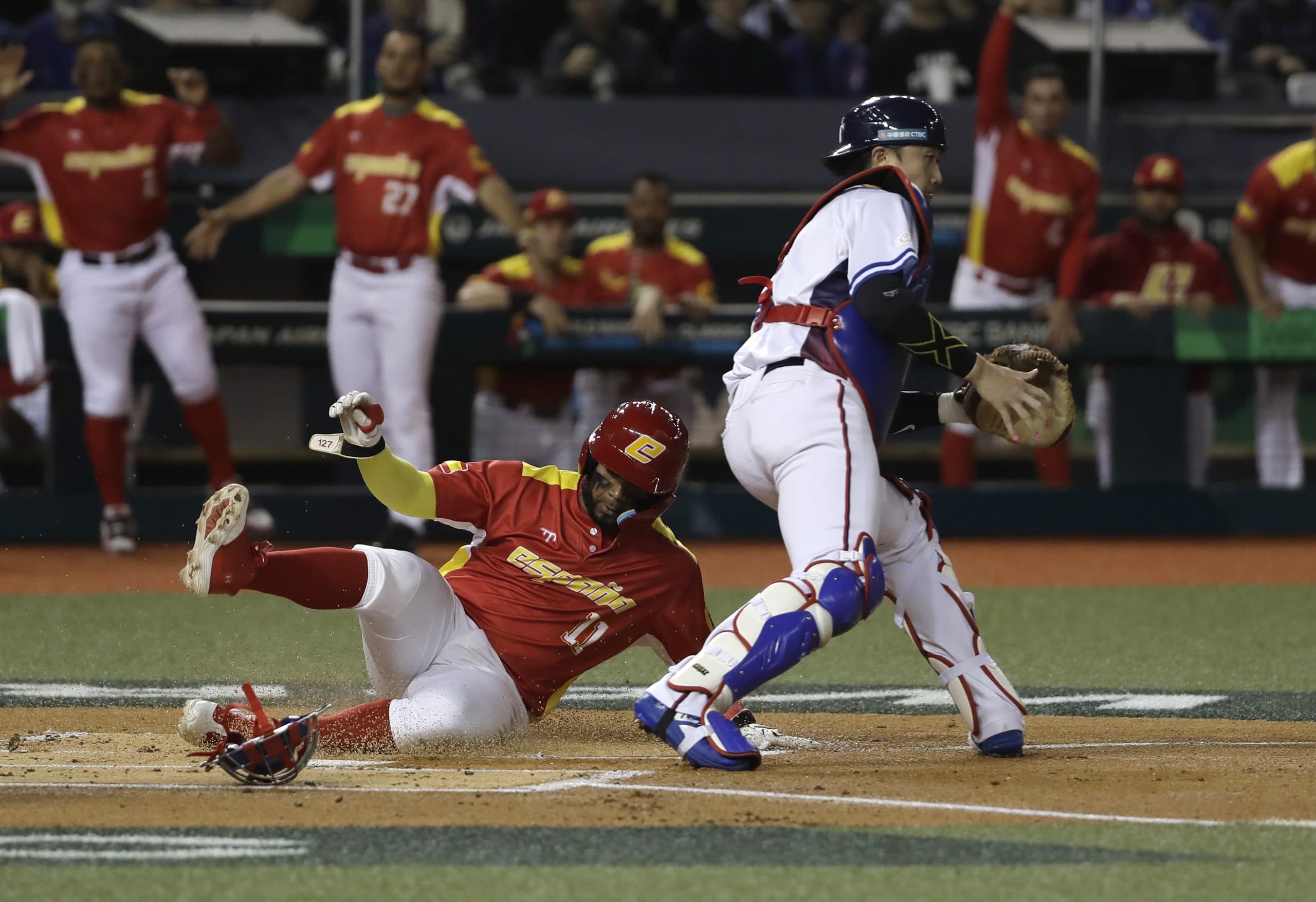 Adam Jones Effect on Display as Spain Embaresses Chinese Taipei