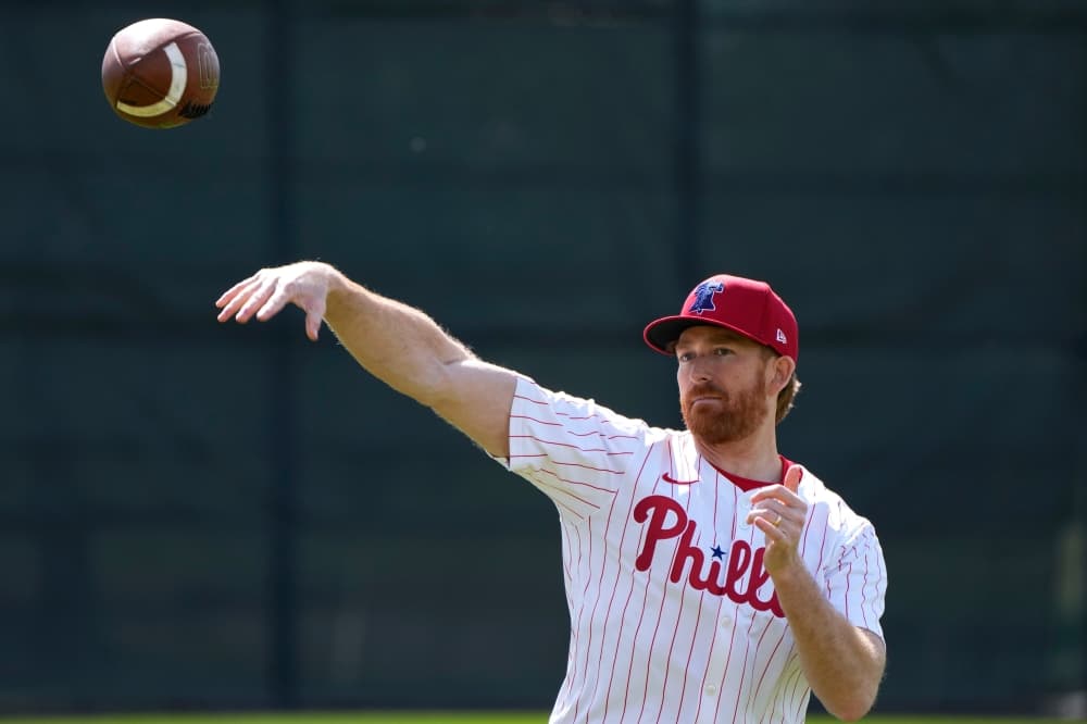 Turnbull can double earnings to $4 million as part of contract with Philadelphia Phillies