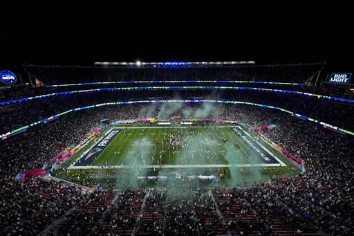 FCC seeks public comment as live sports shift from broadcast TV to streaming