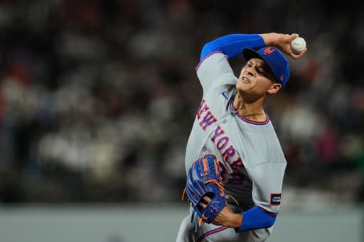 Holmes, Myers limit Giants to 3 hits in Mets’ 9-0 romp