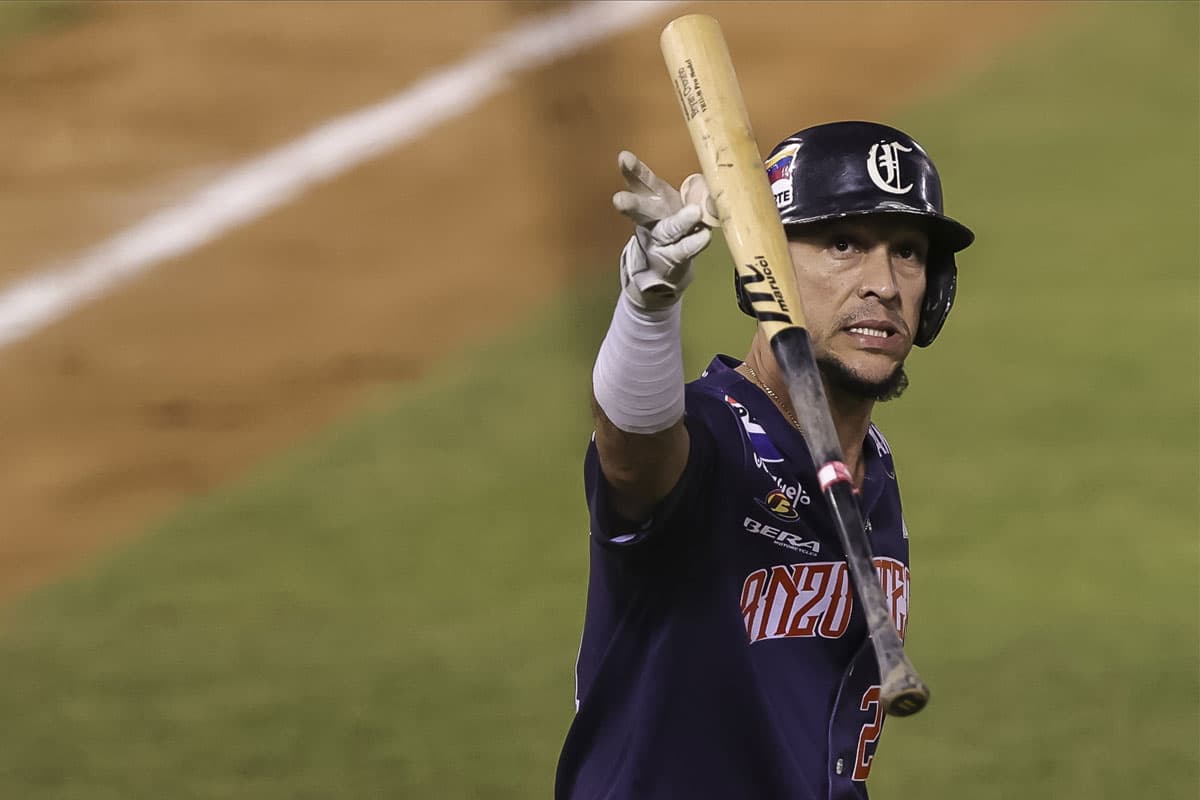 LVBP Finals: Despite Cedeno’s Two Homers, Navegantes Fall to Caribes de Anzoategui 9-7