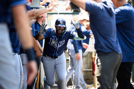 Atlanta Braves play the Miami Marlins Sunday