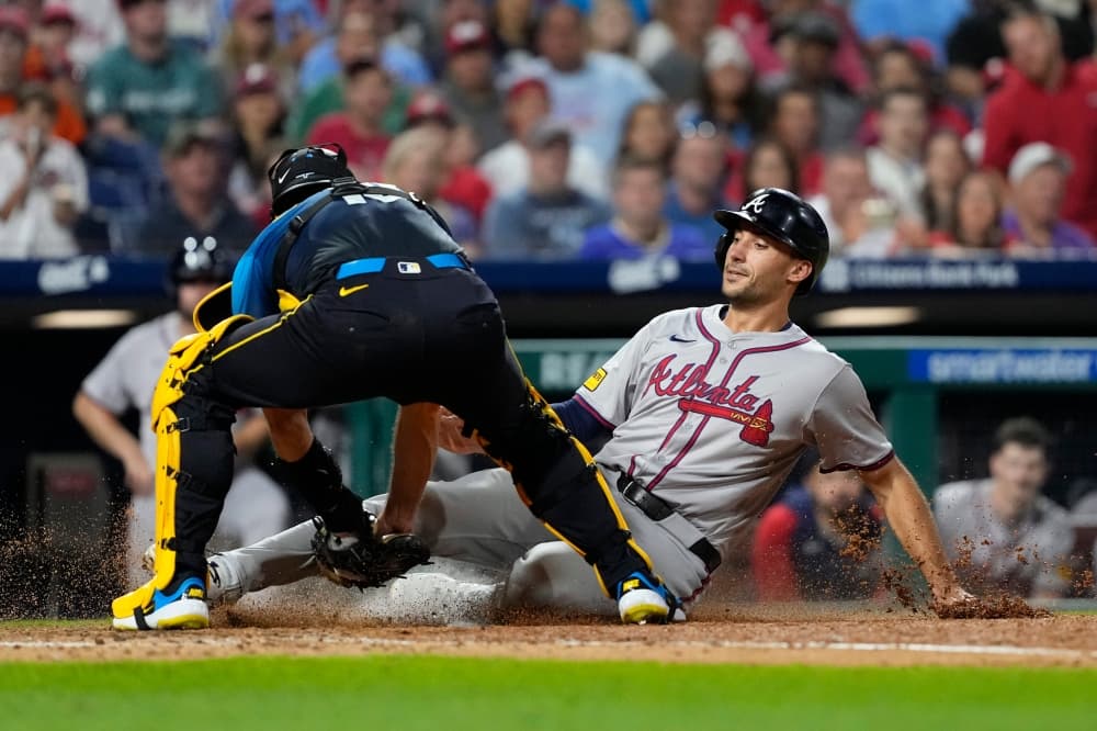 Braves get past Phillies in NL East showdown