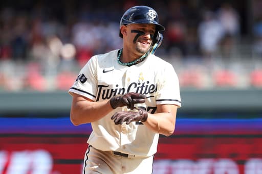 Twins activate Royce Lewis for season debut, and also bring back Willi Castro from injured list
