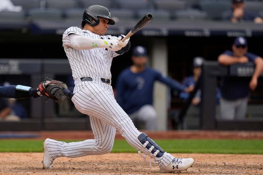 Yankees hit five home runs to rout the Rays
