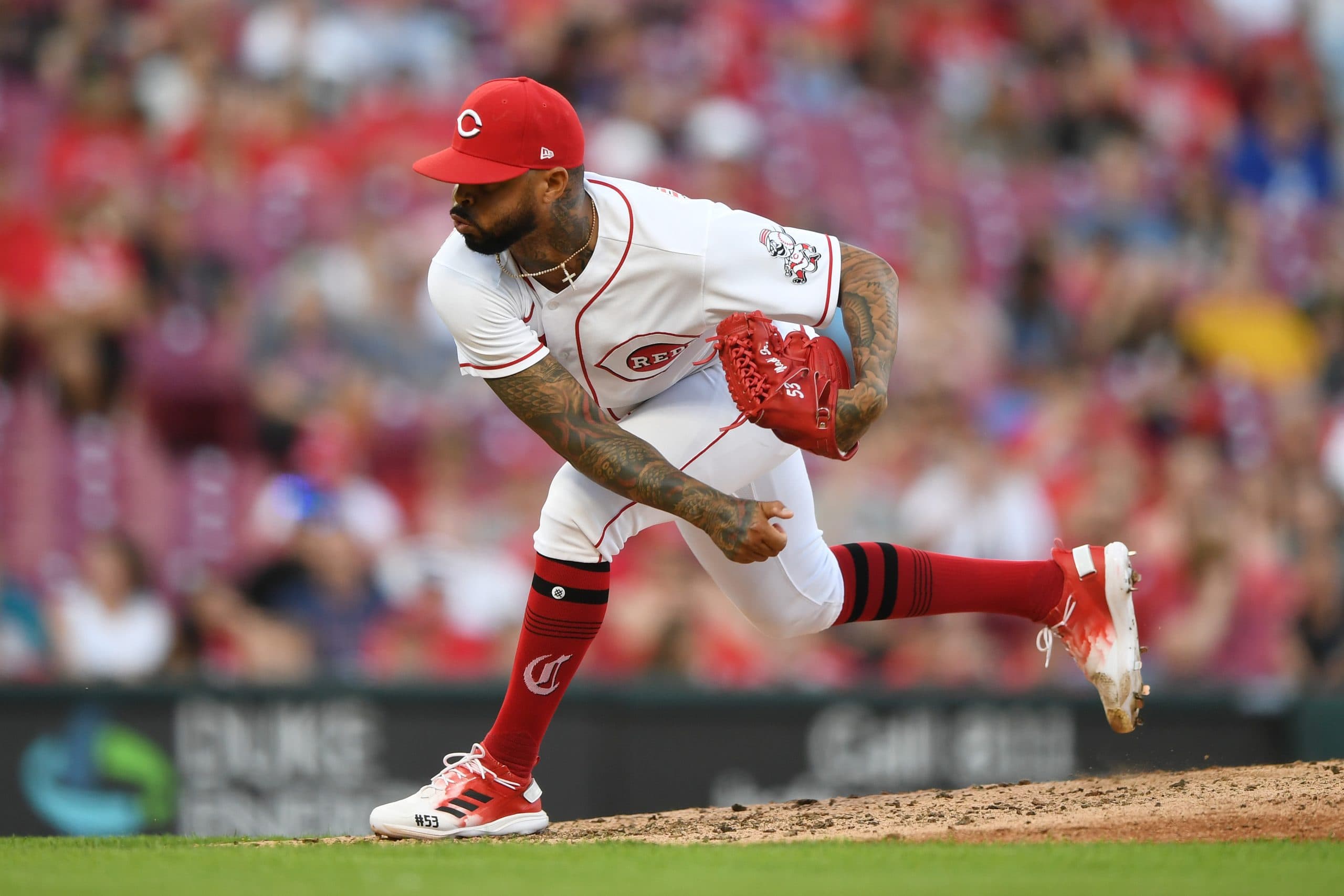 Cuban P Vladimir Gutierrez Will Start Season in Triple-A; Darrell Hernaiz Makes Oakland’s Roster