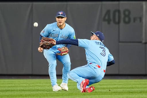 George Springer homers and Blue Jays hold Yankees to 3 hits, winning 2-0 for 4-game split