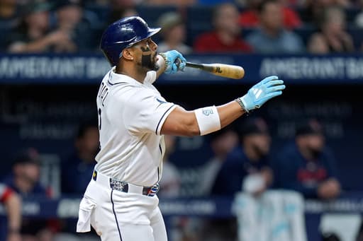 Díaz hits leadoff homer and Aranda delivers go-ahead single to lift Rays over Red Sox 3-1