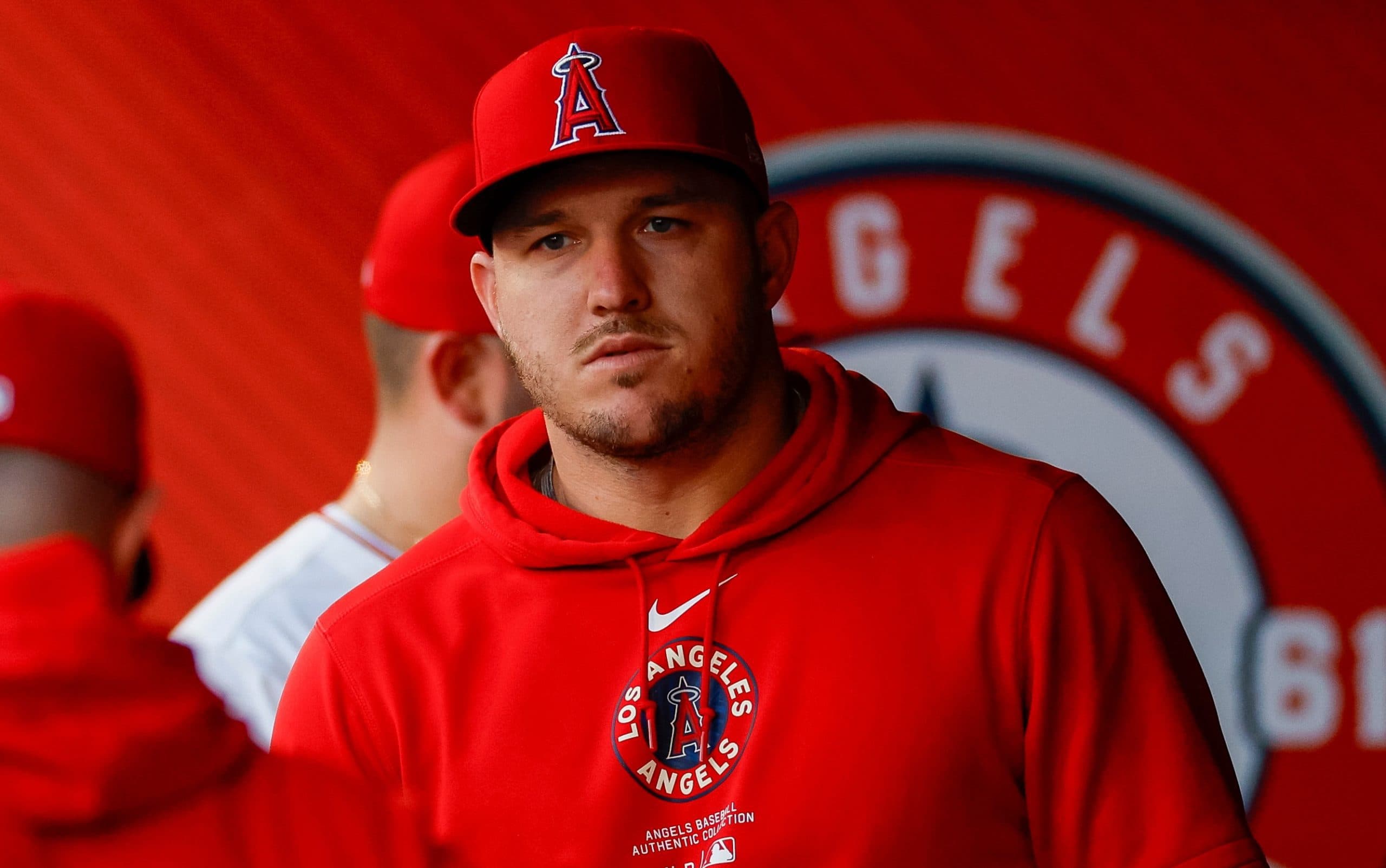 Brady Anderson is hired as the Angels’ hitting coach, with John Mabry as his assistant