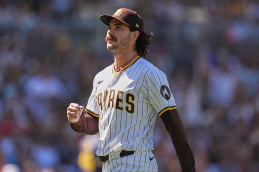 Blue Jays and free-agent pitcher Dylan Cease agree to $210 million, 7-year deal, AP source says