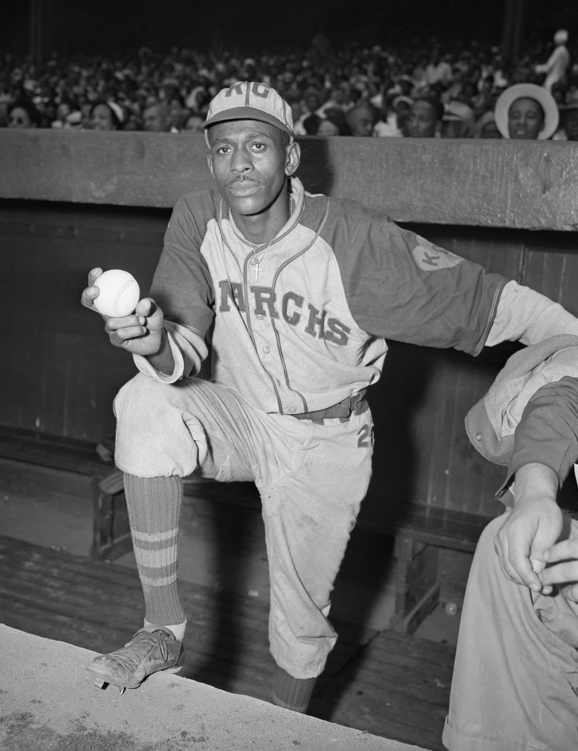Topps Releases First Standalone Negro League Set