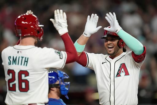 Eugenio Suárez hits 2 HRs to continue a hot start to the season, D-backs top the Cubs 8-1