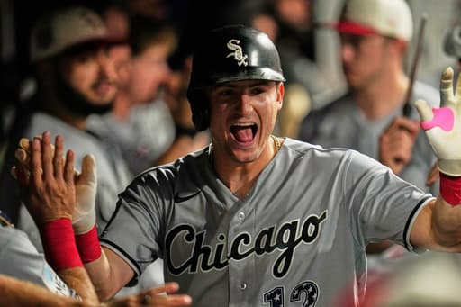 Montgomery homers to break tie, White Sox beat Guardians 3-1 to retake AL Central lead