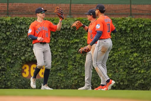 Astros extend Cubs’ skid to 6 with 4-2 victory