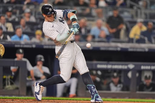 Judge ties MLB record by hitting 50 homers for 4th time as Yankees regain share of AL East lead