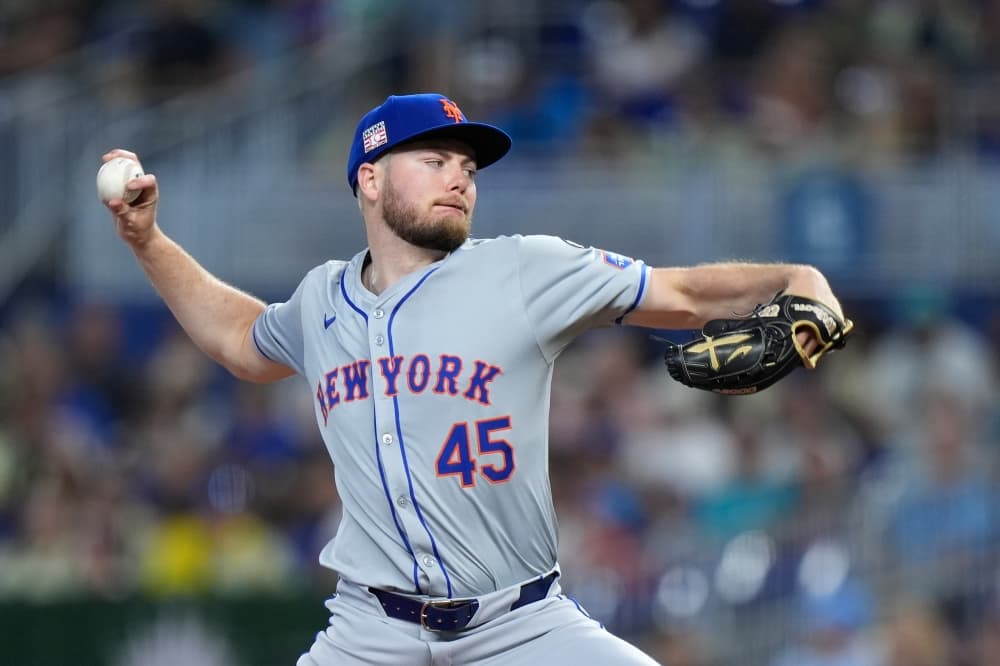 Mets put Scott on injured list with sprained elbow ligament; Senga set for season debut Friday